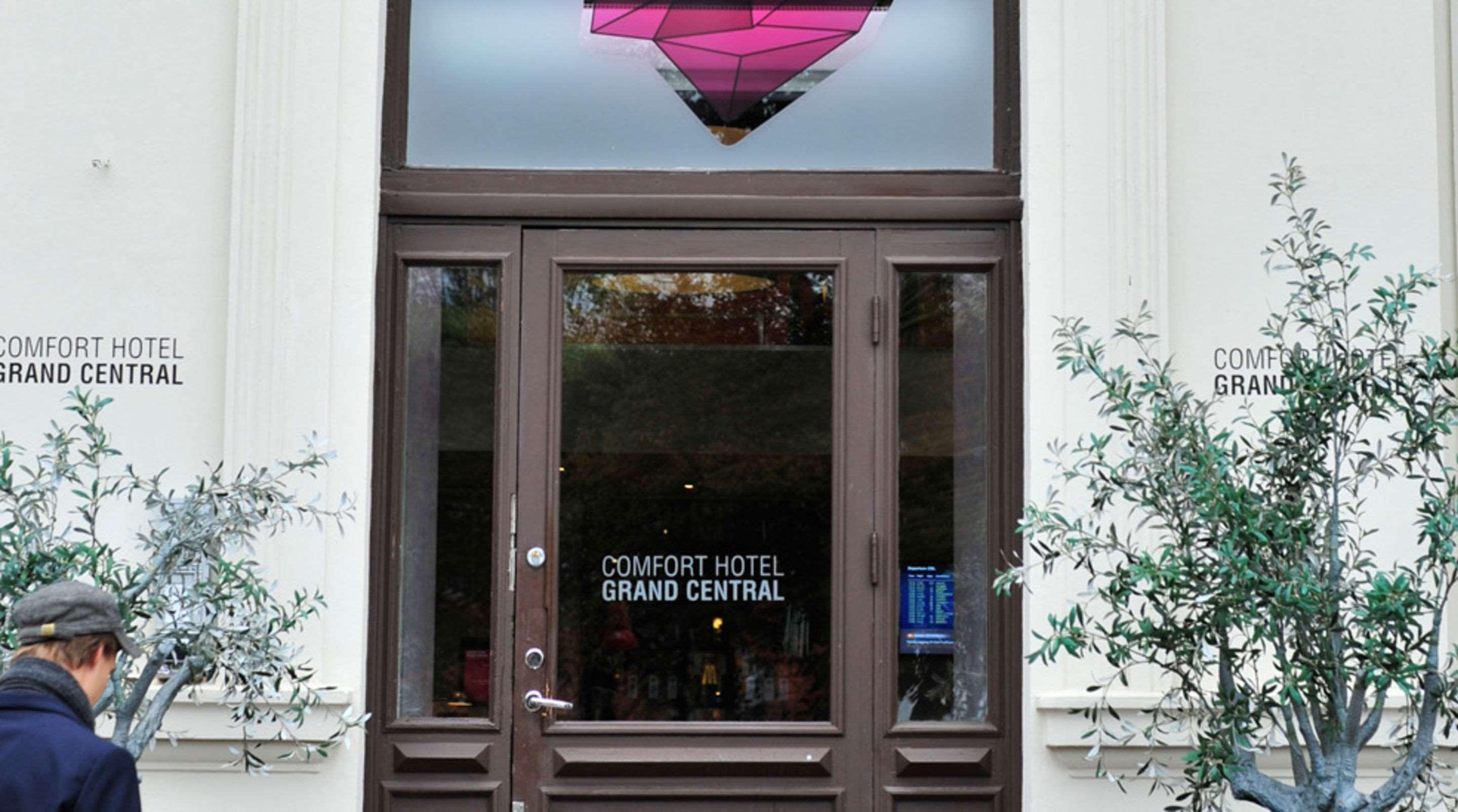 Comfort Hotel Grand Central Oslo Exterior photo